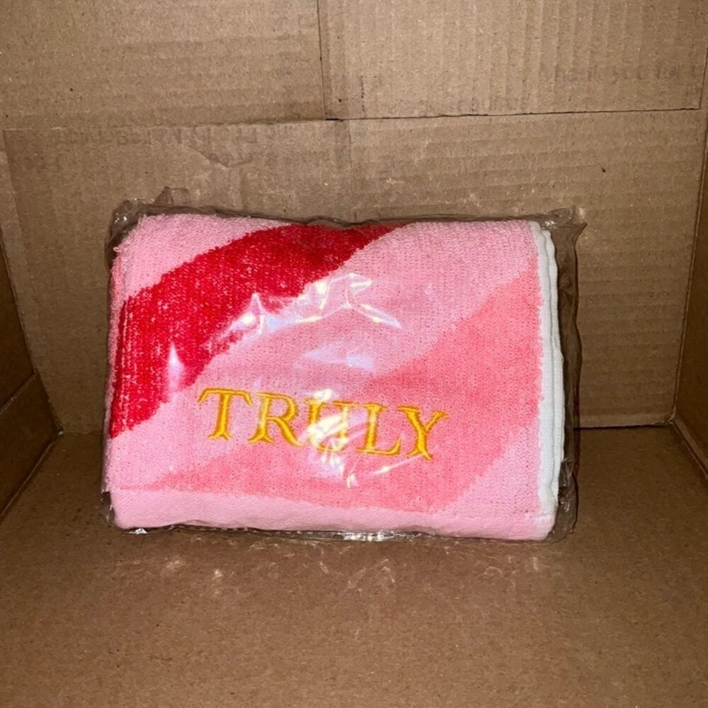 Truly Beauty Signature Valentine Terry Face Towel Pink and red NEW